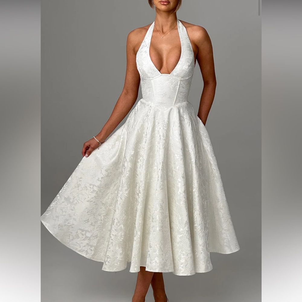 Chic White Halter Midi Dress